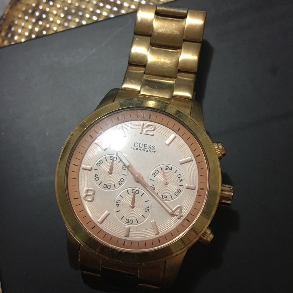 Guess Watch